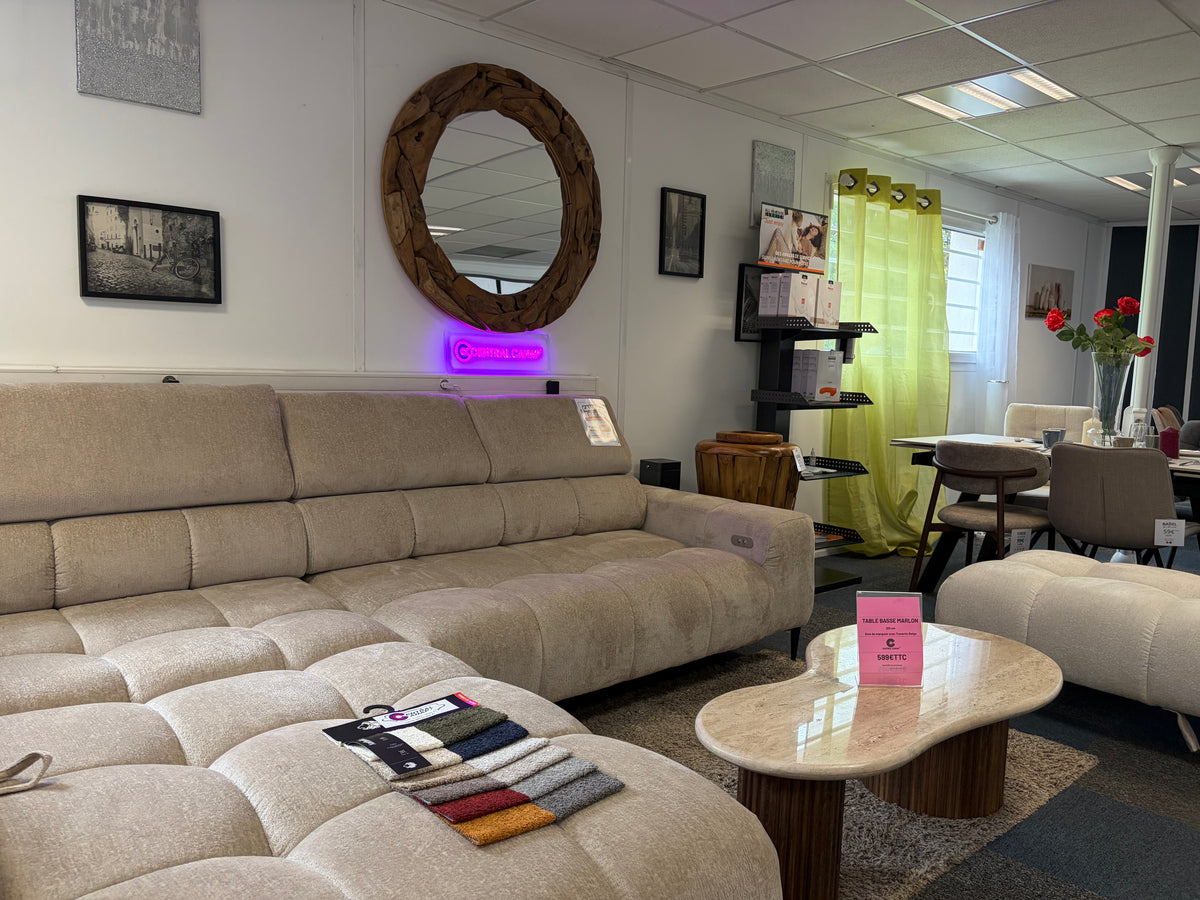 Intérieur du showroom CENTRAL CANAP’